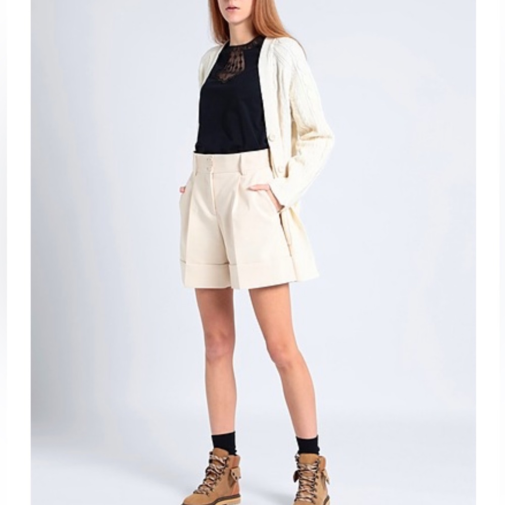 Shorts & Bermuda-Never Worn